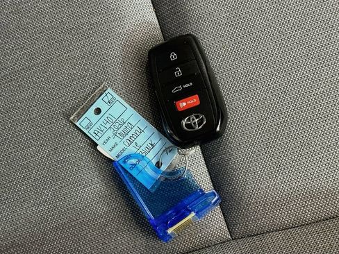 Used 2026 Toyota Camry LE FWD image 36