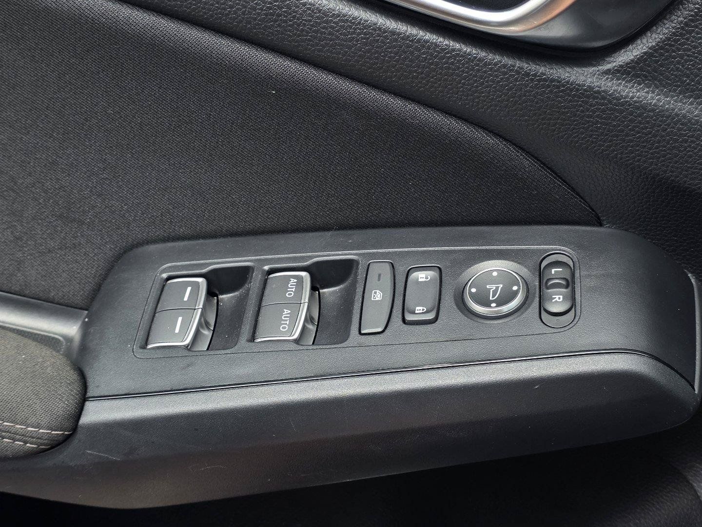 Used 2025 Honda Civic LX image 23