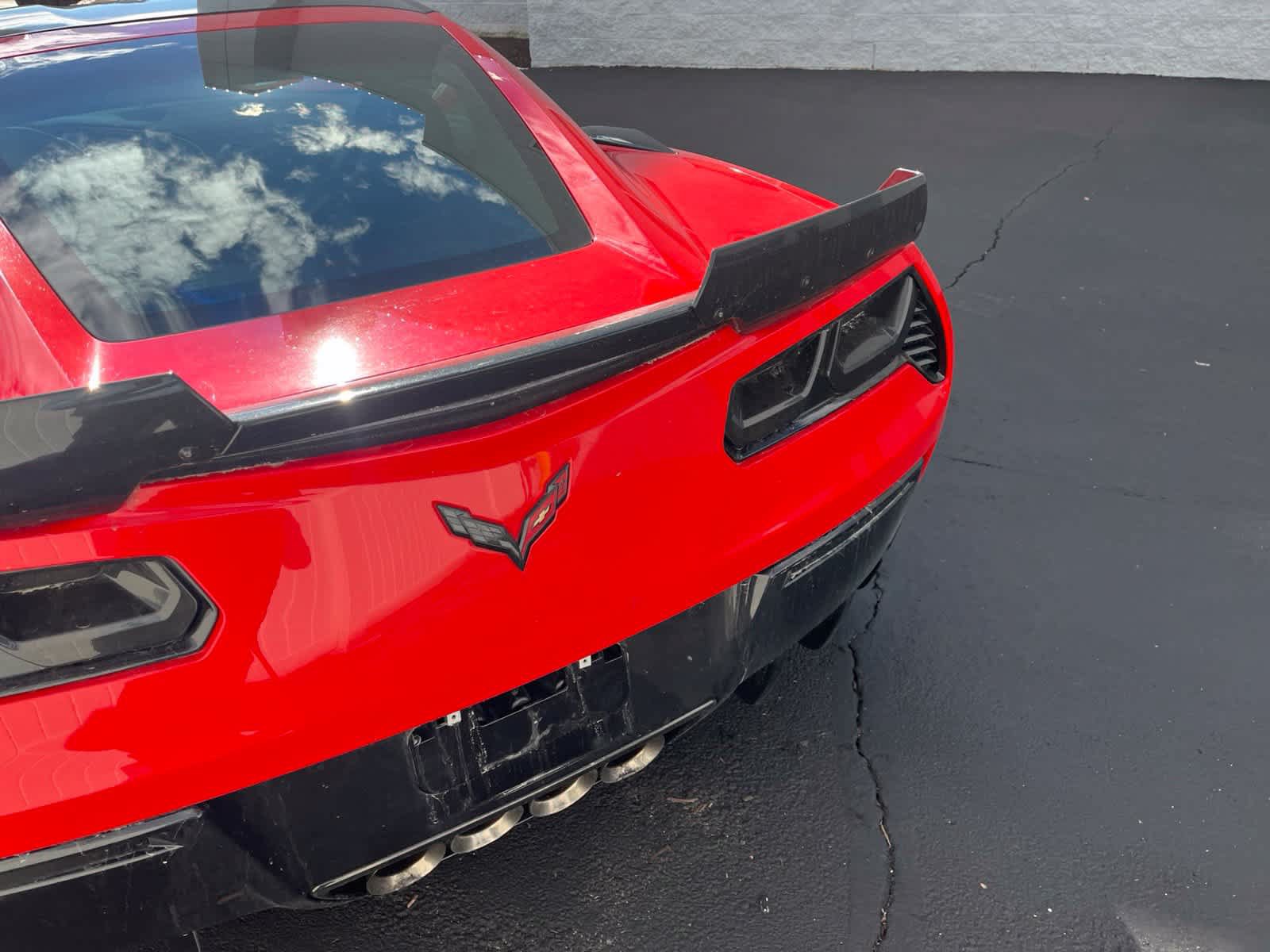 Used 2016 Chevrolet Corvette Z06 w/ 2LZ Preferred Equipment Group RWD image 9