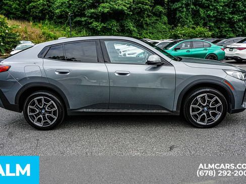 Used 2025 BMW X2 xDrive28i AWD/4WD image 8