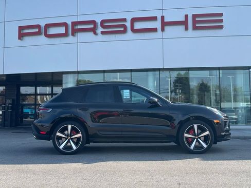 New 2026 Porsche Macan S image 15