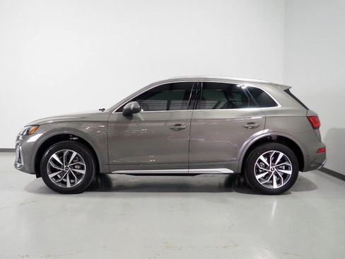 Used 2023 Audi Q5 2.0T Premium Plus w/ S Line w/ Premium Plus Package AWD/4WD image 9