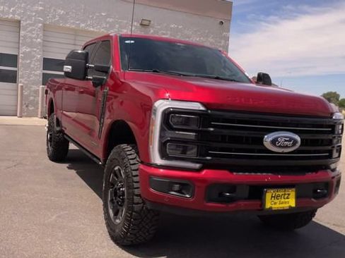 Used 2026 Ford F350 Platinum w/ Tremor Off-Road Package AWD/4WD image 4