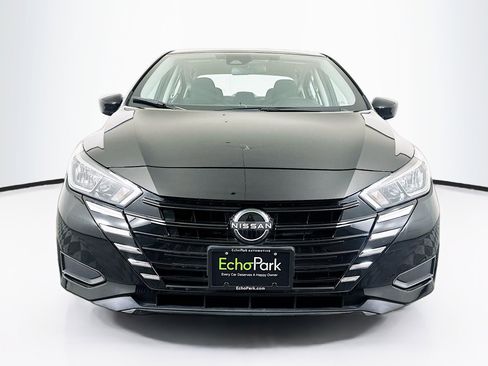 Used 2024 Nissan Versa SV w/ Trunk Package image 2