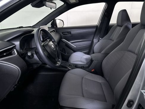 Used 2025 Toyota Corolla Cross AWD Hybrid image 20