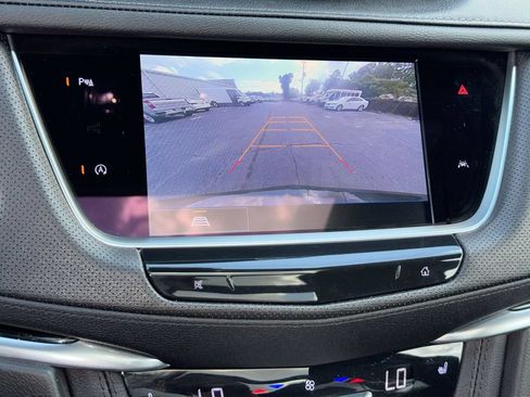 Used 2024 Cadillac XT6 Luxury FWD image 28