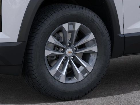 New 2026 Chevrolet Equinox LT FWD image 9
