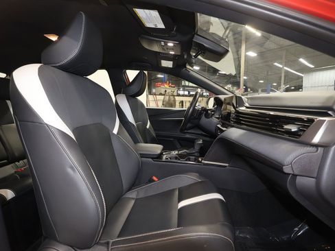 Used 2025 Toyota Camry LE image 26