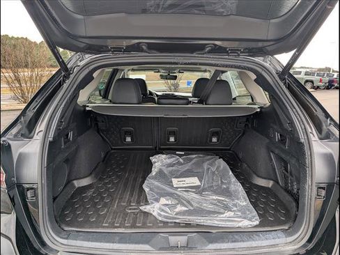 Used 2023 Subaru Outback Limited image 19