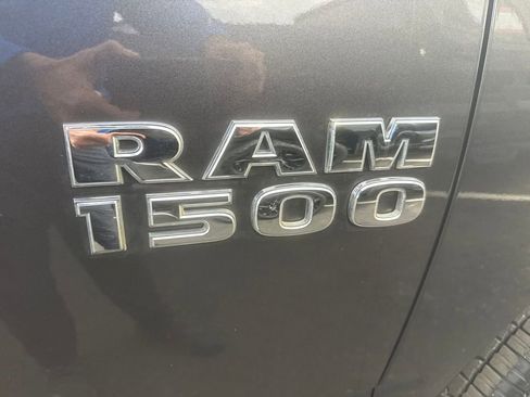 Used 2017 RAM 1500 Express image 40