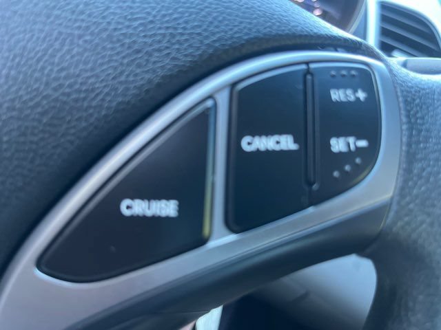 Used 2014 Hyundai Elantra SE w/ Option Group 02 FWD image 17