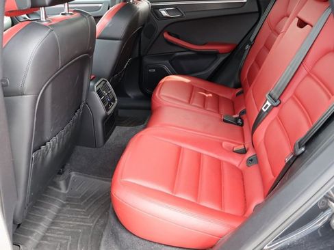 Used 2017 Porsche Macan GTS AWD/4WD image 15
