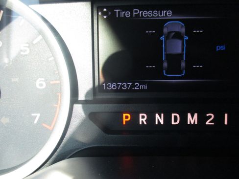 Used 2015 Ford F150 XLT w/ Equipment Group 302A Luxury image 23