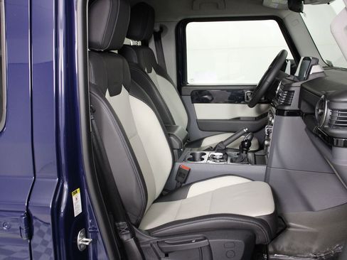 Used 2025 INEOS Grenadier AWD/4WD image 31