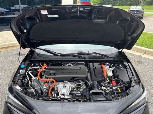 Used 2025 Honda Civic Sport image 28