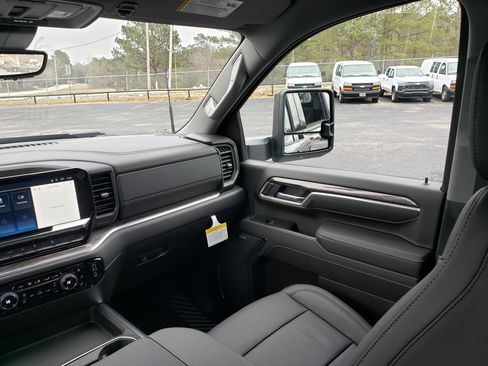 New 2026 Chevrolet Silverado 3500 LTZ w/ Trail Boss Package image 37