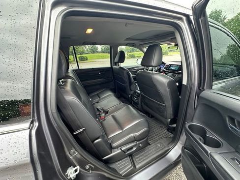 Used 2022 Honda Pilot Special Edition image 17