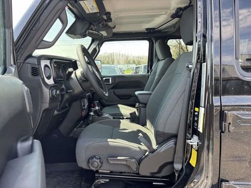 New 2026 Jeep Wrangler Unlimited Sport image 4
