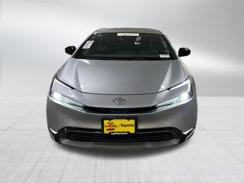 Certified 2025 Toyota Prius XLE FWD image 2