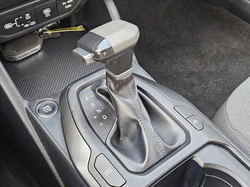 Used 2025 Kia K4 LXS image 14