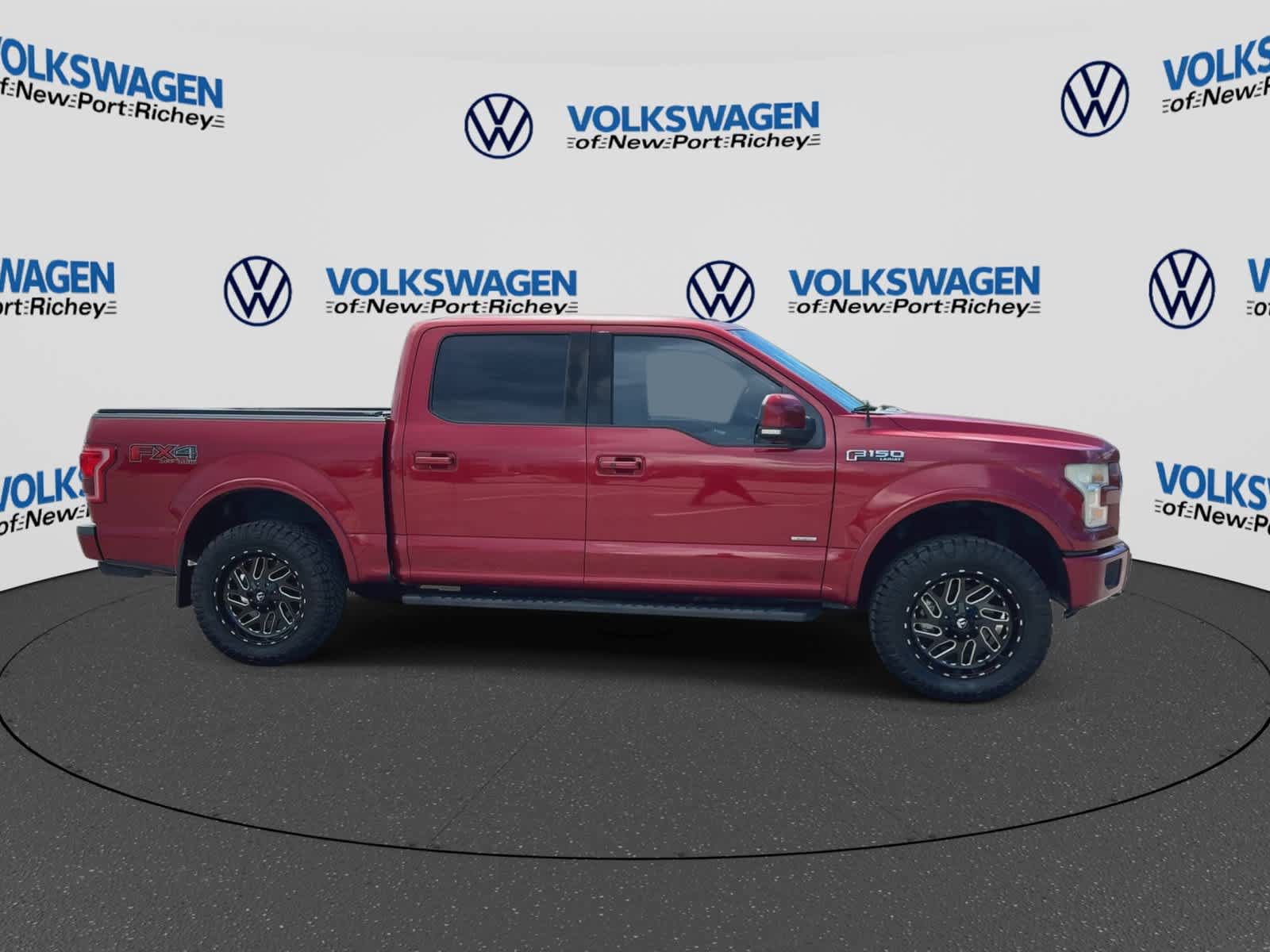 Used 2016 Ford F150 Lariat w/ Equipment Group 502A Luxury AWD/4WD image 9