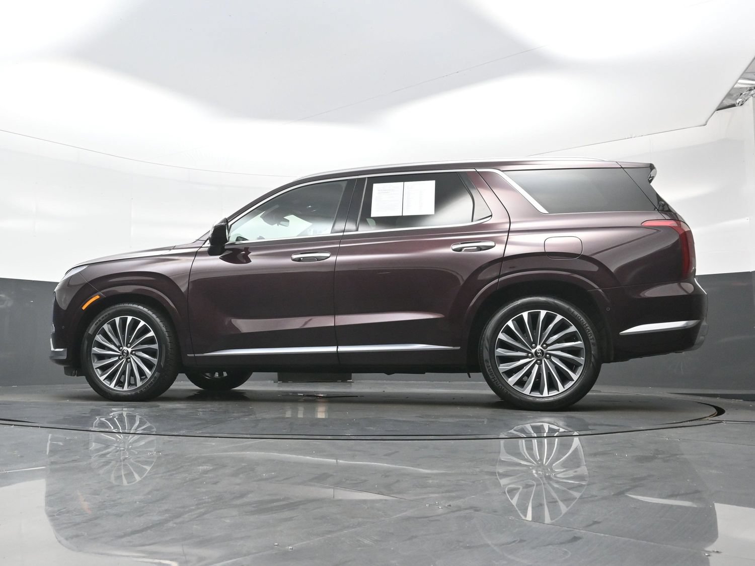 Certified 2024 Hyundai Palisade Calligraphy AWD/4WD image 31