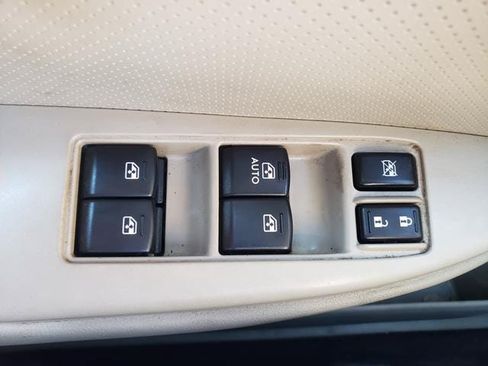 Used 2013 Subaru Outback 2.5i Limited w/ Moonroof Pkg AWD/4WD image 26