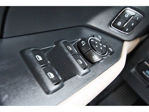 Certified 2022 Ford Expedition Max Limited image 19