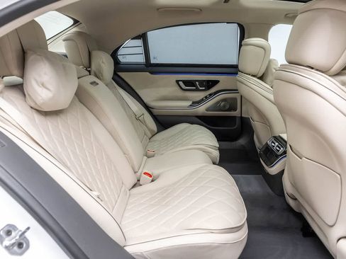 Used 2025 Mercedes-Benz S 580 4MATIC Sedan image 13