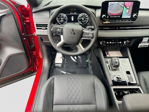 New 2025 Mitsubishi Outlander SEL Black Edition image 24