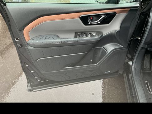 Certified 2026 Subaru Forester Sport AWD/4WD image 11