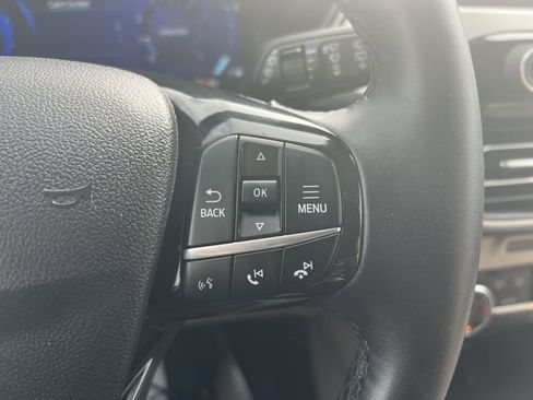 Used 2022 Ford Escape SEL w/ Technology Package FWD image 20