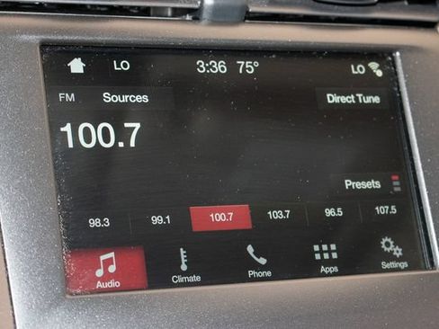Used 2018 Ford Fusion SE w/ Fusion SE Technology Package FWD image 27