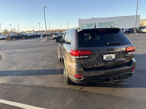 Used 2020 Jeep Grand Cherokee Trailhawk w/ Premium Lighting Group image 3