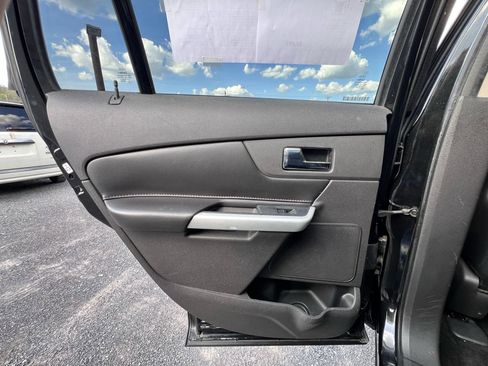 Used 2013 Ford Edge SEL AWD/4WD image 21