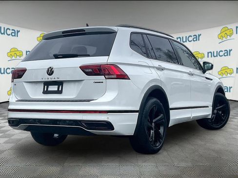 Used 2023 Volkswagen Tiguan SE R-Line AWD/4WD image 6