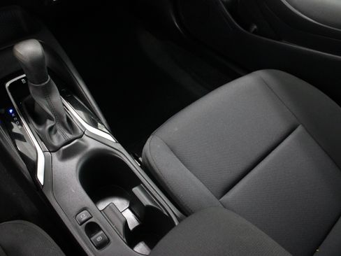 Used 2025 Toyota Corolla LE FWD image 15