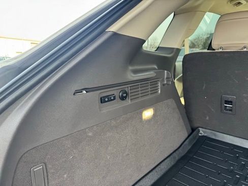 Used 2022 Lincoln Nautilus Reserve w/ Equipment Group 201A image 13