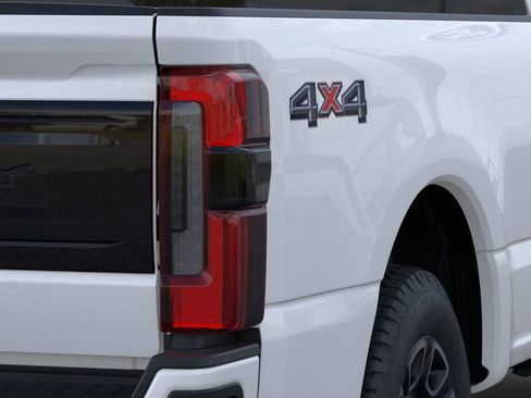 New 2026 Ford F250 Platinum image 21