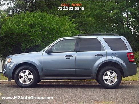 Used 2012 Ford Escape XLT image 2