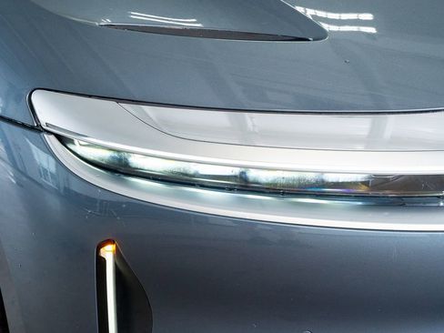 Used 2024 Lucid Air Pure RWD image 9