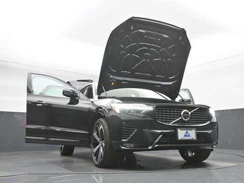 Used 2023 Volvo XC60 B6 Ultimate w/ Protection Package Premier image 54