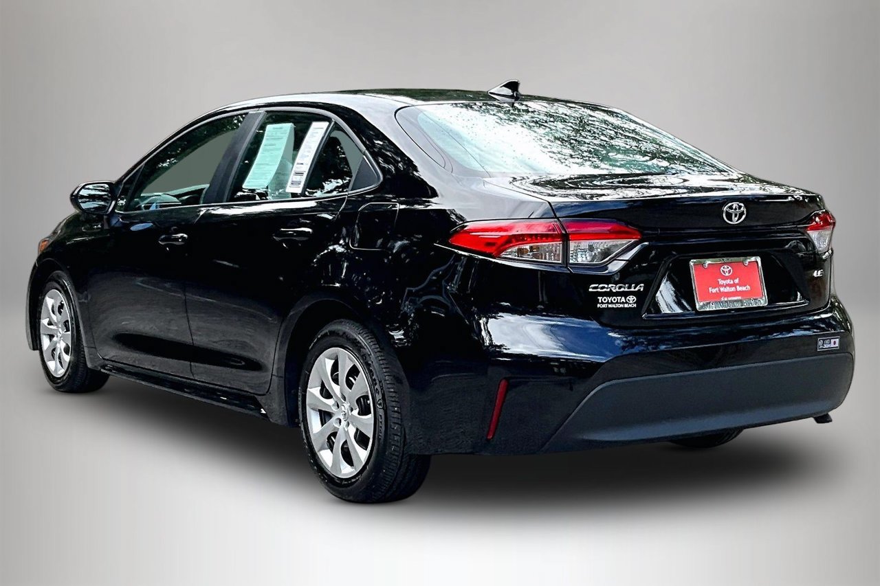 Used 2026 Toyota Corolla LE FWD image 4