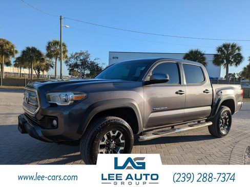 Used 2016 Toyota Tacoma TRD Off-Road w/ Towing Package image 6
