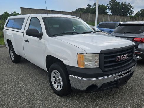 Used 2011 GMC Sierra 1500 W/T image 2