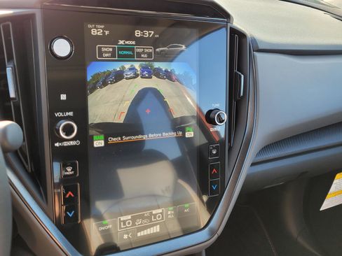 Used 2025 Subaru Crosstrek 2.5i Limited w/ Crosstrek Mirror Package image 9