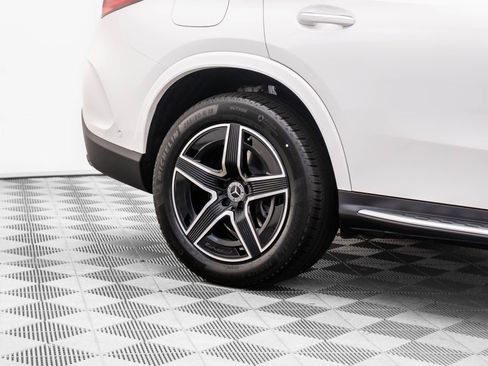 New 2026 Mercedes-Benz GLC 300 4MATIC image 37