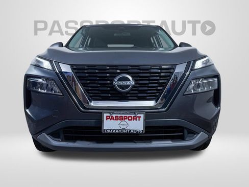 Used 2023 Nissan Rogue SV FWD image 2