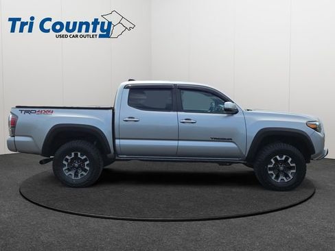 Used 2023 Toyota Tacoma TRD Off-Road w/ Technology Package image 9