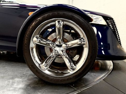 Used 2001 Chrysler Prowler RWD image 10